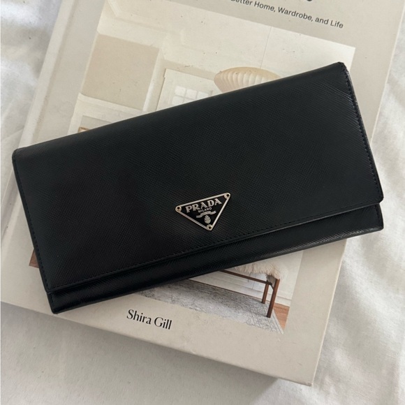 Authentic Prada Saffiano Crossbody Bag Wallet On Chain - Picture 7 of 10